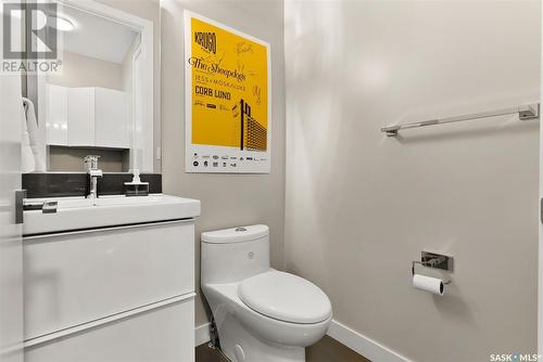 2777 Mcdonald Street, Regina, SK - Indoor Photo Showing Bathroom