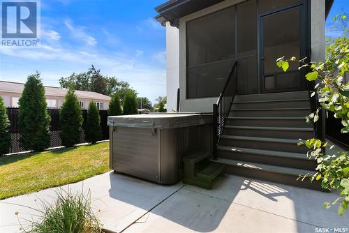 2777 Mcdonald Street, Regina, SK - Outdoor With Exterior