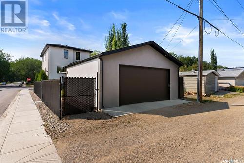 2777 Mcdonald Street, Regina, SK - Outdoor With Exterior