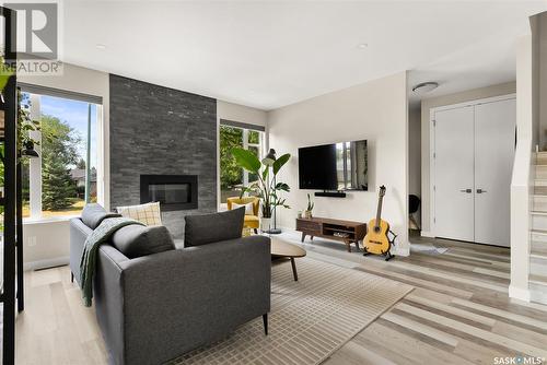 2777 Mcdonald Street, Regina, SK - Indoor Photo Showing Living Room With Fireplace