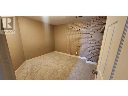 1-2563 Coldwater Ave, Merritt, BC - Indoor Photo Showing Other Room