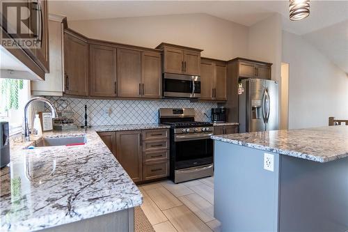 46 Kittling Ridge, Sudbury, ON - Indoor Photo Showing Kitchen