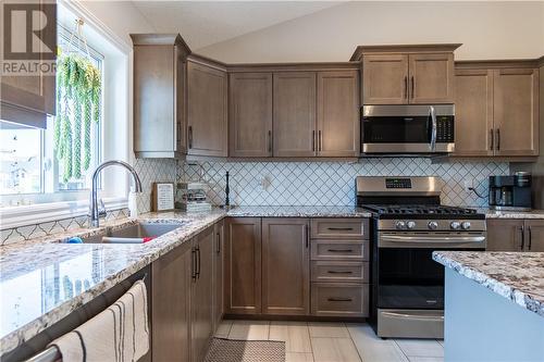 46 Kittling Ridge, Sudbury, ON - Indoor Photo Showing Kitchen With Double Sink