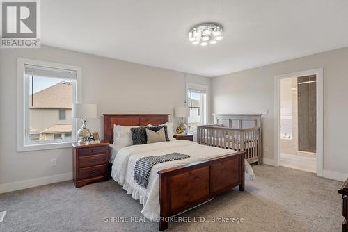 1552 Sandridge Avenue, London, ON - Indoor Photo Showing Bedroom