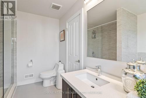 1552 Sandridge Avenue, London, ON - Indoor Photo Showing Bathroom