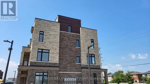 1206 - 1865 Pickering Parkway, Pickering (Village East), ON - Outdoor