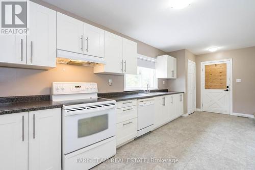 349 Olive Street, Midland, ON - Indoor Photo Showing Kitchen