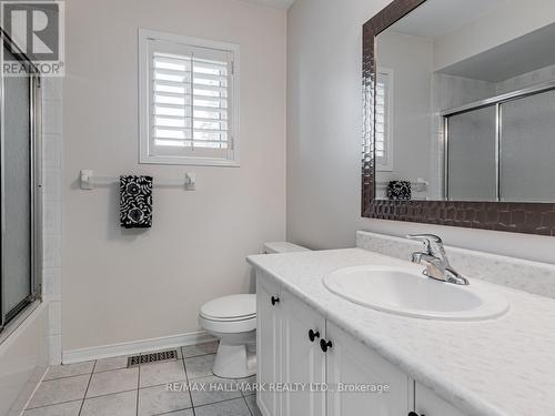 133 Hollywood Hill Circle, Vaughan (Vellore Village), ON - Indoor Photo Showing Bathroom