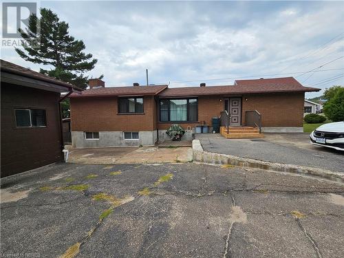 side view of house - 541 Brydges Street, Mattawa, ON - Outdoor