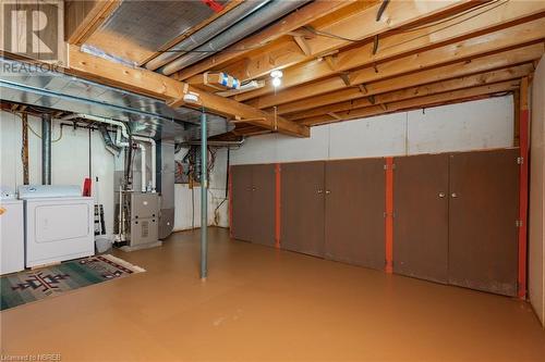 541 Brydges Street, Mattawa, ON - Indoor Photo Showing Basement