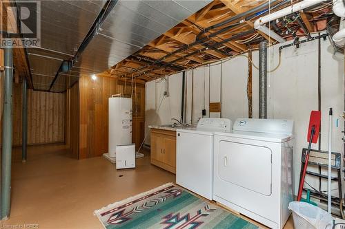 541 Brydges Street, Mattawa, ON - Indoor Photo Showing Laundry Room