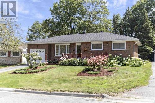 18 Pinemore Blvd, Sault Ste. Marie, ON - Outdoor With Facade