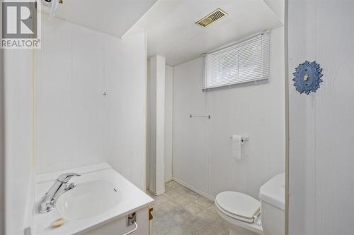 18 Pinemore Blvd, Sault Ste. Marie, ON - Indoor Photo Showing Bathroom