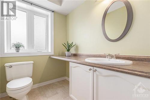 332 Briston Private, Ottawa, ON - Indoor Photo Showing Bathroom