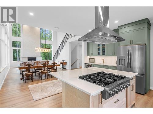 1009 Williams Gate Lane, Revelstoke, BC - Indoor Photo Showing Kitchen With Upgraded Kitchen