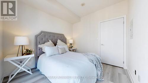 3307 - 18 Harbour Street E, Toronto (Waterfront Communities), ON - Indoor Photo Showing Bedroom