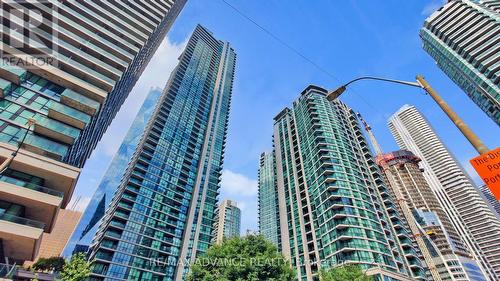 3307 - 18 Harbour Street E, Toronto, ON - Outdoor With Facade