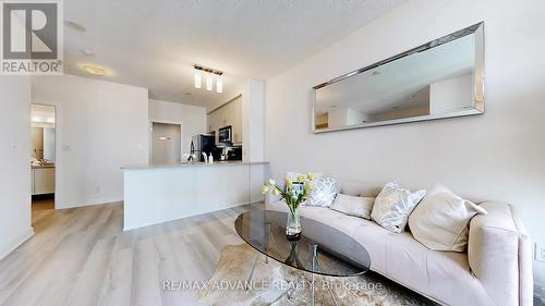 3307 - 18 Harbour Street E, Toronto, ON - Indoor