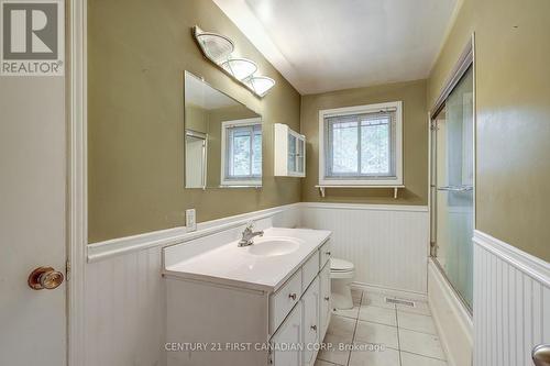 160 Millbank Drive, London, ON - Indoor Photo Showing Bathroom