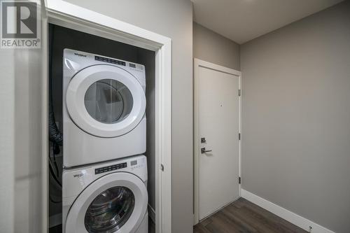 201 1087 6Th Avenue, Prince George, BC - Indoor Photo Showing Laundry Room