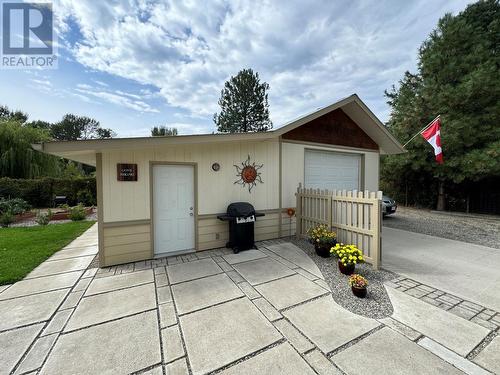 6155 12Th Street, Grand Forks, BC - Outdoor With Exterior