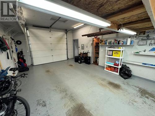 6155 12Th Street, Grand Forks, BC - Indoor Photo Showing Garage