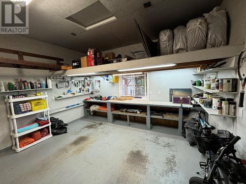 6155 12Th Street, Grand Forks, BC - Indoor Photo Showing Garage