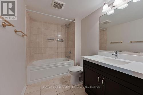 6 - 185 William Duncan Road, Toronto (Downsview-Roding-Cfb), ON - Indoor Photo Showing Bathroom