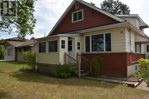 296 Barton Street, Hamilton (Stoney Creek), ON - Outdoor