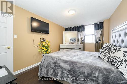 605 - 3501 Glen Erin Drive, Mississauga (Erin Mills), ON - Indoor Photo Showing Bedroom