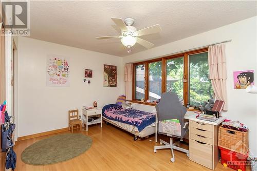 244 Tudor Place, Ottawa, ON - Indoor Photo Showing Bedroom