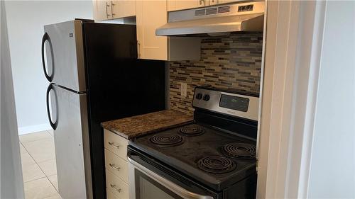 326 Hunter Street E|Unit #703, Hamilton, ON - Indoor Photo Showing Kitchen