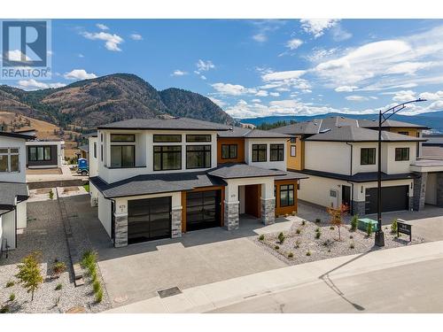 879 Loseth Drive, Kelowna, BC - Outdoor With Facade