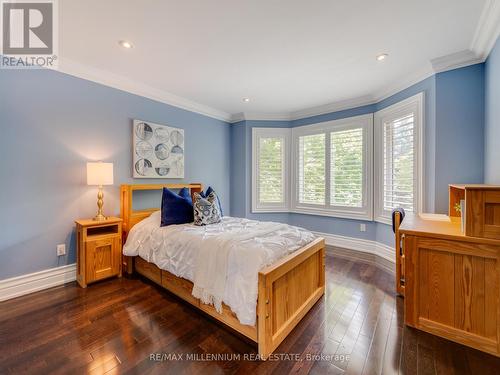 1050 Masters Green, Oakville (Glen Abbey), ON - Indoor Photo Showing Bedroom