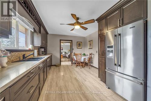 170 Orkney Street W, Haldimand, ON - Indoor Photo Showing Kitchen With Double Sink