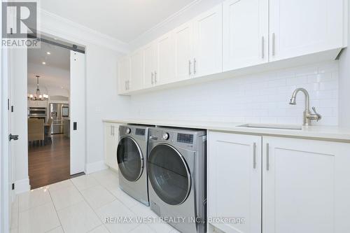 16 Hilltop Drive, Caledon, ON - Indoor Photo Showing Laundry Room