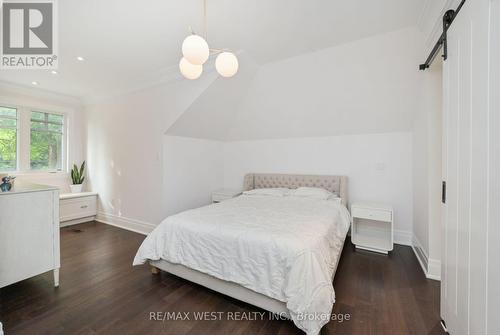 16 Hilltop Drive, Caledon (Caledon East), ON - Indoor Photo Showing Bedroom