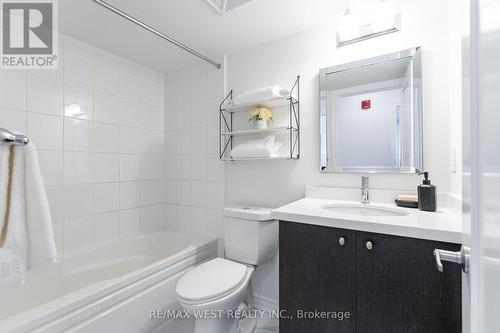 14 - 95 Eastwood Park Gardens, Toronto (Long Branch), ON - Indoor Photo Showing Bathroom