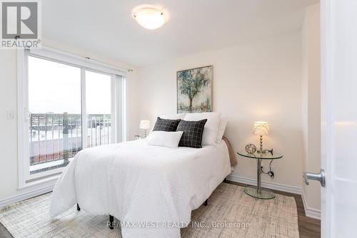 14 - 95 Eastwood Park Gardens, Toronto (Long Branch), ON - Indoor Photo Showing Bedroom