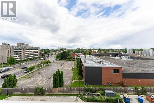 14 - 95 Eastwood Park Gardens, Toronto (Long Branch), ON - Outdoor With View