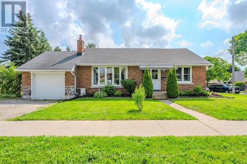 208 Delhi Street, Guelph (Waverley), ON - Outdoor With Facade