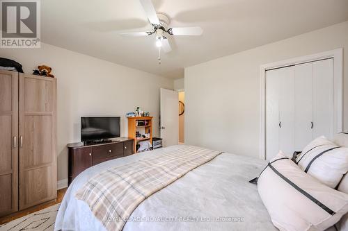 208 Delhi Street, Guelph (Waverley), ON - Indoor Photo Showing Bedroom