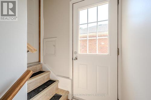 208 Delhi Street, Guelph (Waverley), ON - Indoor Photo Showing Other Room