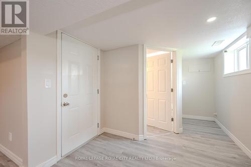 208 Delhi Street, Guelph (Waverley), ON - Indoor Photo Showing Other Room