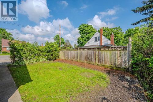 208 Delhi Street, Guelph (Waverley), ON - Outdoor