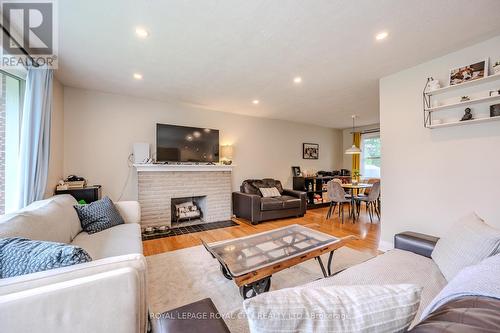 208 Delhi Street, Guelph (Waverley), ON - Indoor Photo Showing Living Room With Fireplace