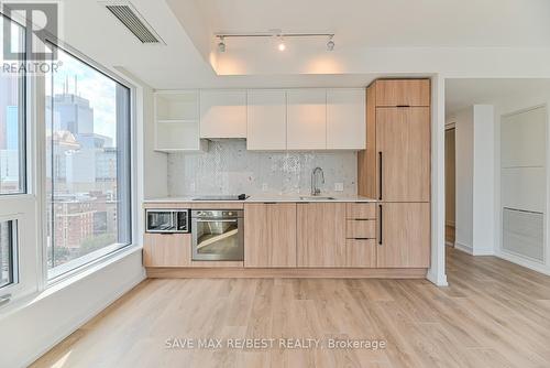 1903 - 82 Dalhousie Street, Toronto (Church-Yonge Corridor), ON - Indoor Photo Showing Kitchen