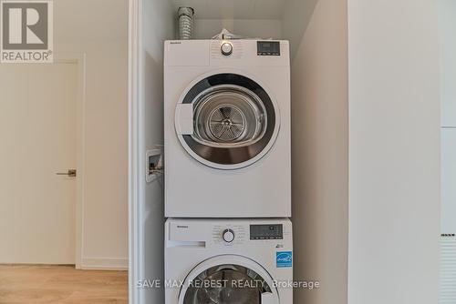 1903 - 82 Dalhousie Street, Toronto, ON - Indoor Photo Showing Laundry Room