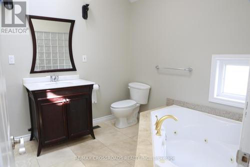 849 Inverhouse Drive, Mississauga (Clarkson), ON - Indoor Photo Showing Bathroom