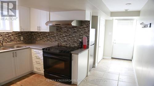 849 Inverhouse Drive, Mississauga (Clarkson), ON - Indoor Photo Showing Kitchen With Double Sink